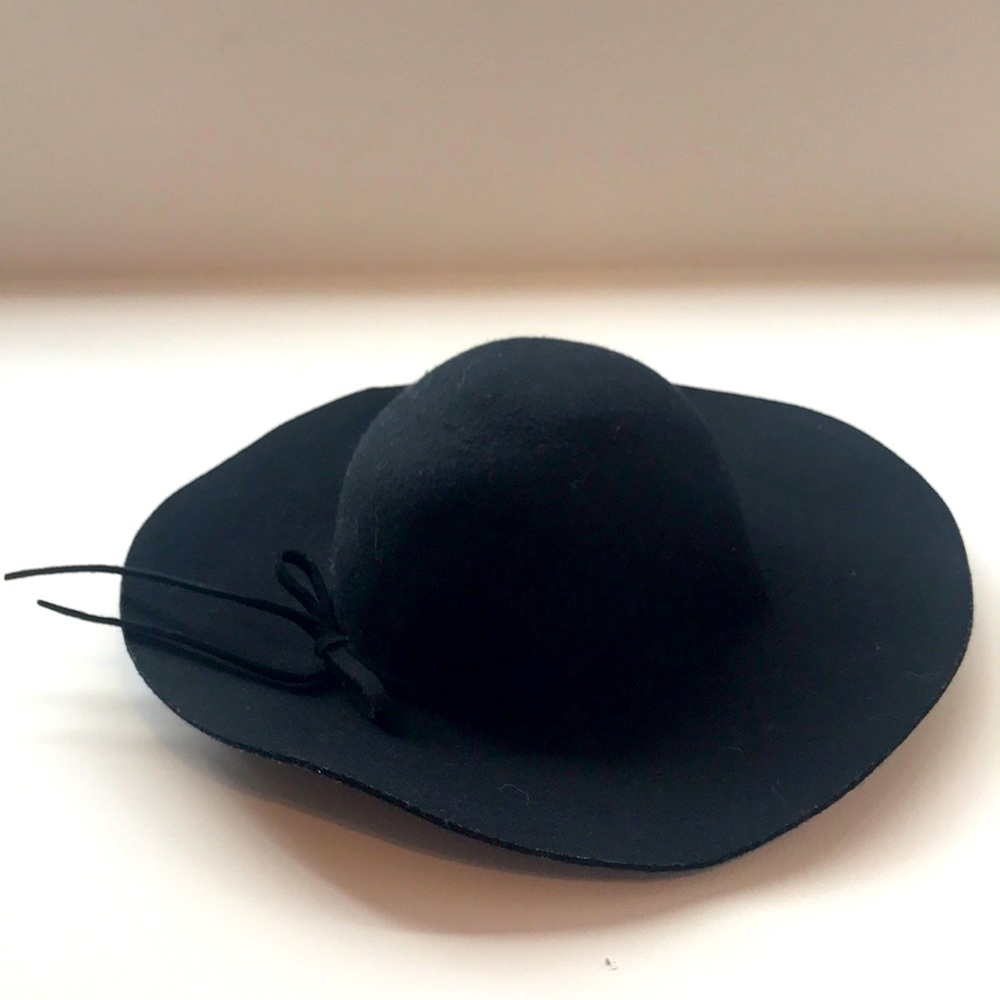 Black Floppy Hat with bow